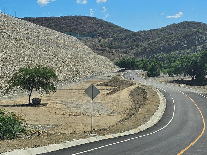 Carretera Presa Monte Grande